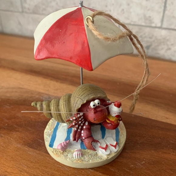 Crab Vacation Christmas Tree Ornament - Picture 1 of 4